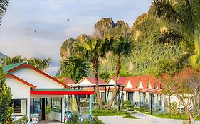 Ruby Mountain View Resort Vang-Vieng